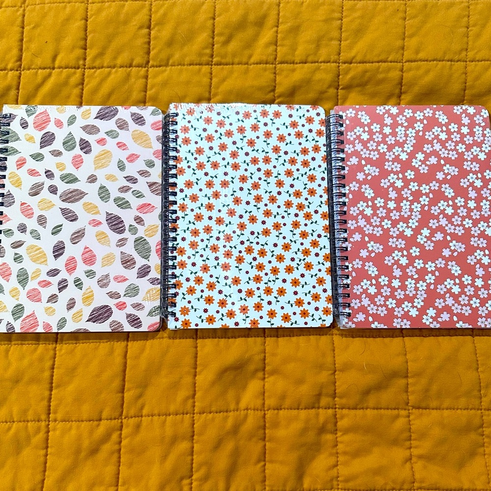 Small flowers and leaves notebooks